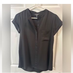 Simply Vera, Vera Wang Cap Sleeve Blouse Quarter
Button Up Black Blouse SMALL